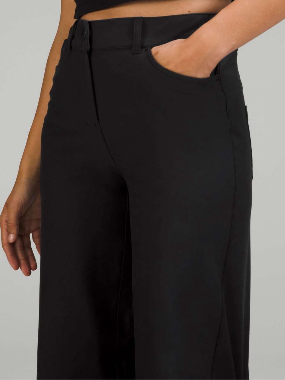 Lululemon City Sleek 5 Pocket Wide-Leg High-Rise Pant *Light Utilitech
Black